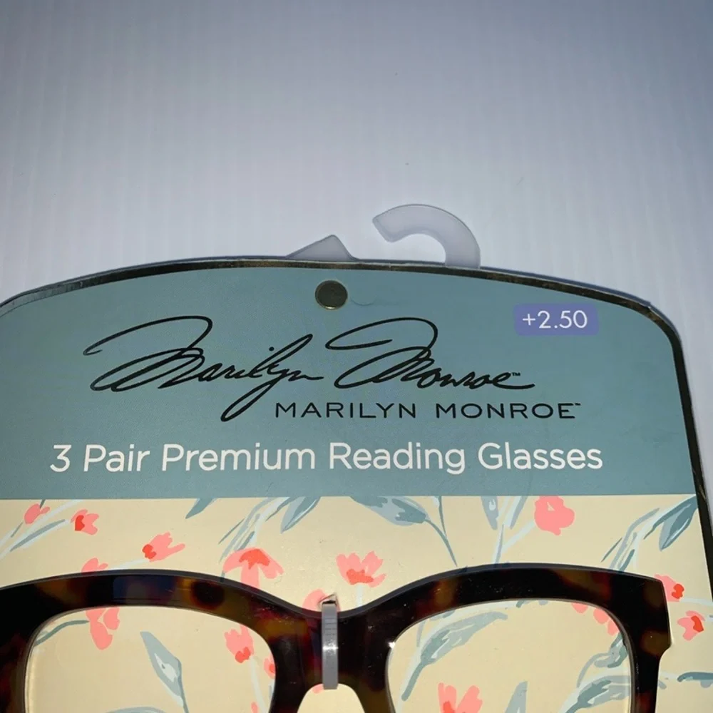 elegant tortoiseshell